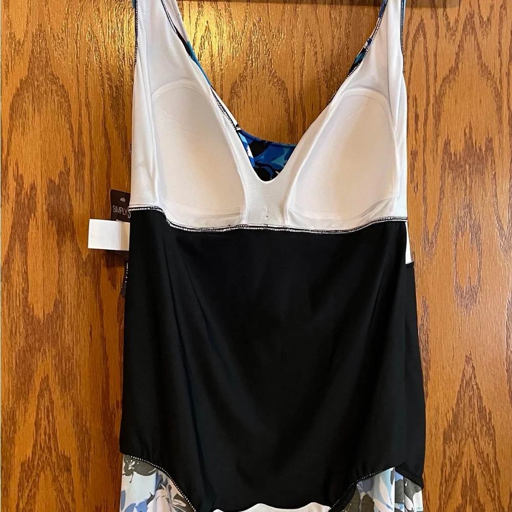 Catalina Simply Slim Blue Floral Swim Dress 2X NWT - Picture 6 of 8